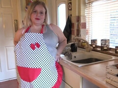 Grosser arsch, Grosse titten, Britisch, Pummelig, Hd, Küche, Milf, Pov