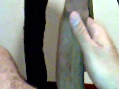 A married Arab sucks his owner not to pay the month