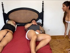 Застукали, Измена, Сперма во рту, Семяизвержение, Мужья, Латиноамериканки, Милф, Тату