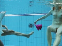Braunhaarige, Hd, Lesbisch, Pool, Russisch, Jungendliche (18+), Eng, Unter wasser