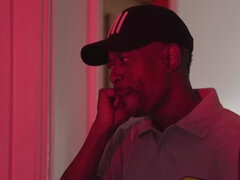 Tussi, Grosser arsch, Grosser schwanz, Grosse titten, Braunhaarige, Hd, Schlampe