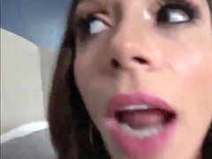 Super, huge boob milf, popshot