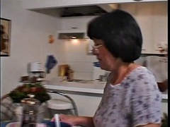 Grosser schwanz, Blasen, Spermaladung, Europäisch, Oma, Italienisch, Titten, Vintage