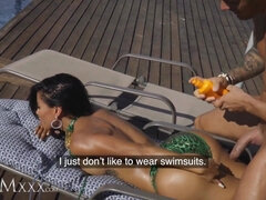 MOMXXX Xxl rump Latina COUGAR Canela Flesh suck off and climax on large thick manstick