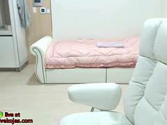 Sweet Asian babe shows her tits: Teen, Amateur  Solo Porn