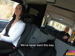 Leie, Arschlecken, Blasen, Auto, Betrug, Aufs gesicht abspritzen, Küssen, Im freien