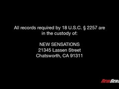 18, アナル, デカパイ, ボンデージ, 茶髪の, 大学生, イく瞬間, 拘束