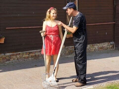 18 jahre, Schönheit, Grosser arsch, Grosser schwanz, Hundestellung, Kleid, Natürlichen titten, Titten