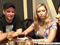 Rubia, Mamada, Pareja, Checa, Cuadrupleta, Lamidas, Pov, Coño