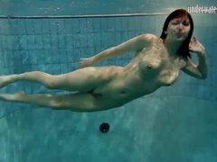 Amateur, Tetas grandes, Morena, Hembra, Fetiche, Ruso, Adolescente, Bajo el agua