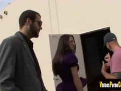 Большие сиськи, Брюнетки, Грудастые, Рогоносцы, Секс без цензуры, Мужья, Зрелые, Оргии