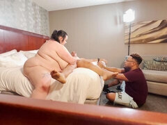 Толстушки, Большая жопа, Большой член, Большие сиськи, Минет, Пухленькие, Собачьи