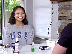 Américain, Gros cul, Grosse bite, Brunette brune, Embrassement, Seins naturels, Chatte, Adolescente