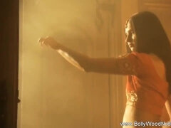 Aziatisch, Dansen, Vrouw, Indisch, Moeder die ik wil neuken, Moeder, Alleen, Tieten likken