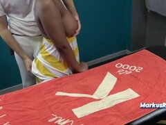 Gros seins, Noire, Rondelette, Énorme, Massage, Mère que j'aimerais baiser, Huilée, Épouse