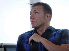 エロ熟女, 黒人, レズビアン, ピアス, 馬乗り, 剃毛, ガリガリ, 三人