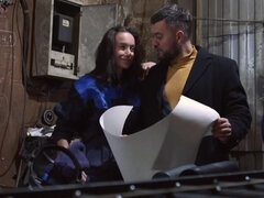 Blasen, Braunhaarige, Frau frau mann, Handjob, Hd, Im freien, Rasiert, Titten