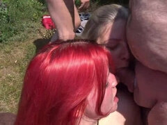 Bukkake, Corridas, Sucio, Atragantadas, Alemán, Madres para coger, Orgía, Al aire libre