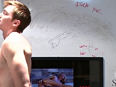 Enthousiasteling, Pijpbeurt, Homo, Handbeurt, Tatoeage