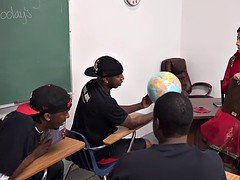 Минет, Брюнетки, Сперма на лице, Групповуха, Группа, Межрасовый секс, Бритые