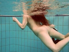 Blondine, Nackt, Im freien, Öffentlich, Russisch, Dusche, Solo, Unter wasser