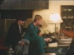 Une Epouse a tout faire (1980) In Car