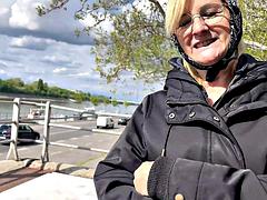 Blondine, Blasen, Pummelig, Spermaladung, Hardcore, Reif, Pov, Rau