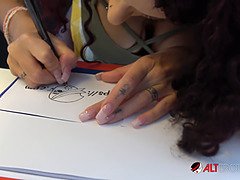 Tetas grandes, Rubia, Morena, Hd, Lesbiana, Tatuaje