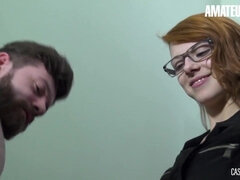 18 jahre, Leie, Blasen, Brille, Rotschopf, Titten, Nass, Hure