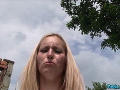 Leie, Arsch, Blasen, Hundestellung, Im freien, Pov, Öffentlich, Titten