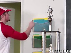 Sexy teen Joseline Kelly gets stuffed hard while giving head