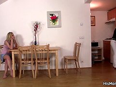 ブロンド, チェコ, お婆さん, レズビアン, オナニー, 熟年, 母, ティーン