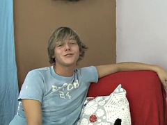 Gay twink Dillon Samuels gets a blowjob while masturbating