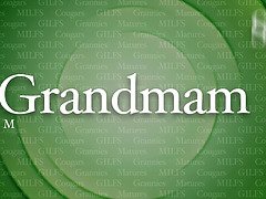 Grosse titten, Blasen, Pummelig, Geile alte tussi, Kehlenfick, Reif, Spanisch, Tätowierung