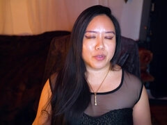 Dominatrix Mara Teaches The Difference Between Dominance Vs. Leadership