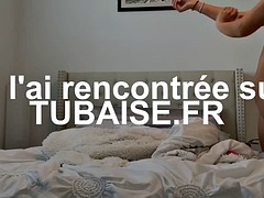 A woman with a beautiful body and a shaved pussy is secretly filmed in the bedroom