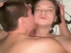 18 años, Amateur, Beso negro, Hembra, Orgasmo, Pov, Bofetada