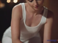 69, 舐める尻, ブロンド, チン, 手コキする, Hd, なめる, 小柄