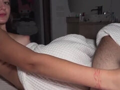 18 ans, Amateur, Gros cul, Éjaculation interne, Hard, Hd, Séduite, Soeurs