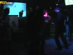 Morena, Fiesta, Perforación, Tatuaje