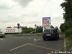 Double pénétration, Lunettes, Grandpère, Mamie, Mature, Homme homme femme, Public, Plan cul à trois