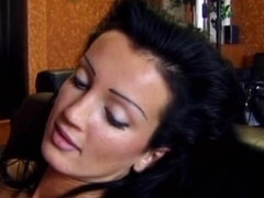 お尻, デカチン, フェラチオ, 茶髪の, 自然山雀, オマンコ, ショートヘア, ティーン