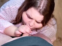 Plus-size beauty Clarice_Chubby in ripped pantyhose gets a creampie in her tight pussy to make her dad a grandpa