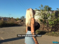 Gros seins, Britannique, Tir de sperme, Conversation vulgaire, Mère que j'aimerais baiser, De plein air, Pov, Public