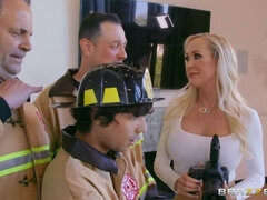 黒人, ブロンド, フェラチオ, バック, 顔射, オマンコ, スペイン人, タトゥー