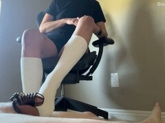 Amerikaans, Bondage discipline sadomasochisme, Voeten, Dominante vrouw, Klein, Slaaf, Kousen, Plagen