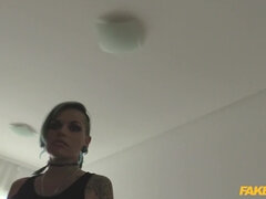 Rock Chick Fucks Uniformed Policeman 1 - Fake Cop