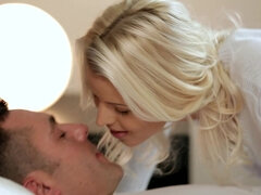 ブロンド, フェラチオ, 顔射, 足フェチ