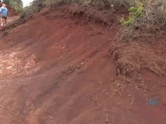 Blondine, Freundin, Öffentlich, Muschi, Dürr, Weibliche ejakulation, Tätowierung, Jungendliche (18+)