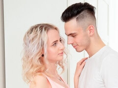 Arsch, Blondine, Blasen, Handjob, Lecken, Muschi, Entkleiden, Jungendliche (18+)